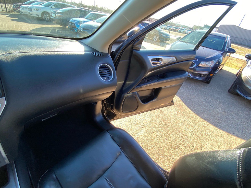 2020 Nissan Pathfinder Image 23