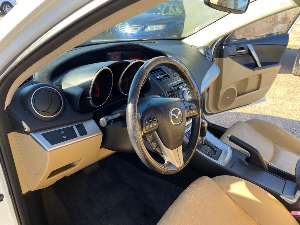 2011 Mazda Mazda3 Image 14