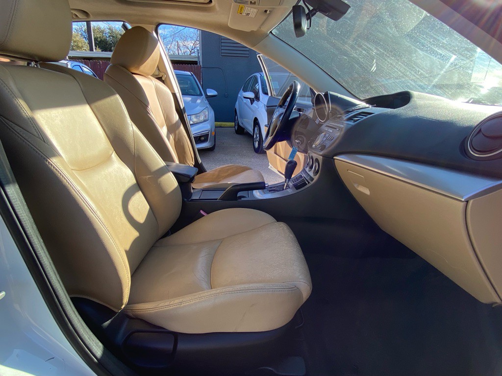 2011 Mazda Mazda3 Image 19