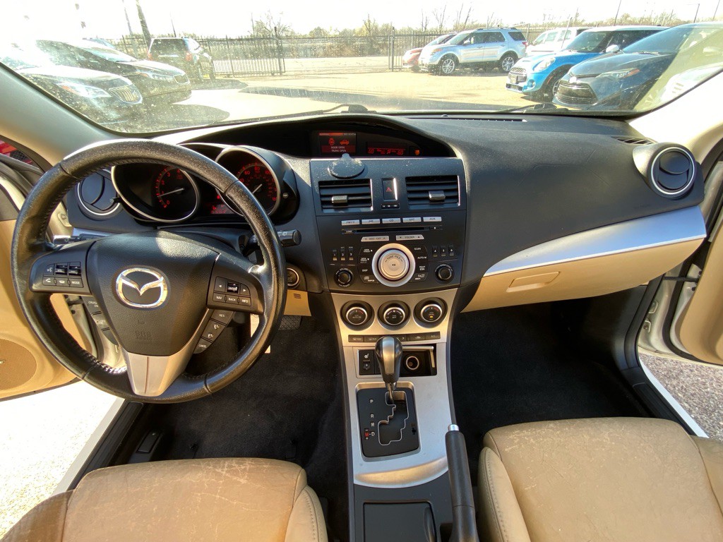 2011 Mazda Mazda3 Image 21