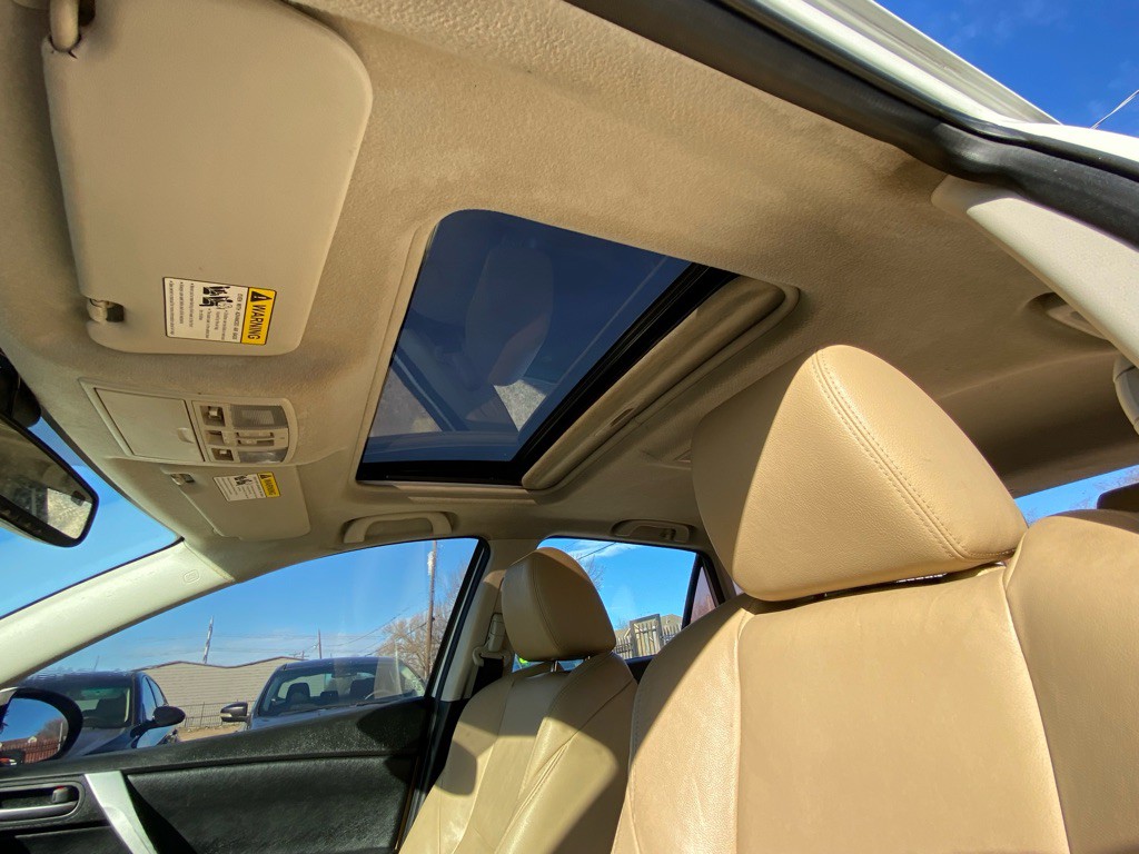 2011 Mazda Mazda3 Image 26