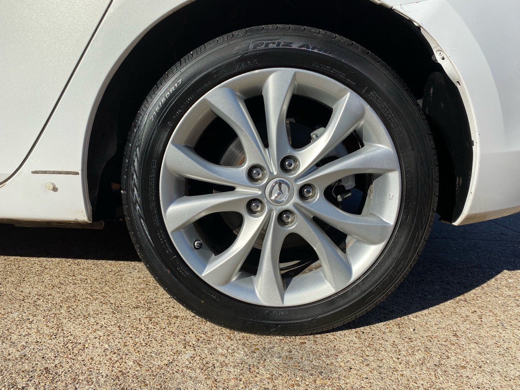 2011 Mazda Mazda3 Image 30