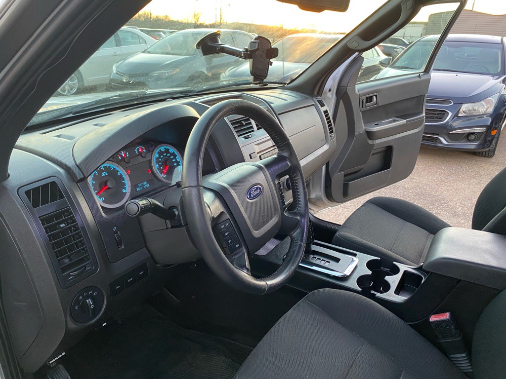 2010 Ford Escape Image 14