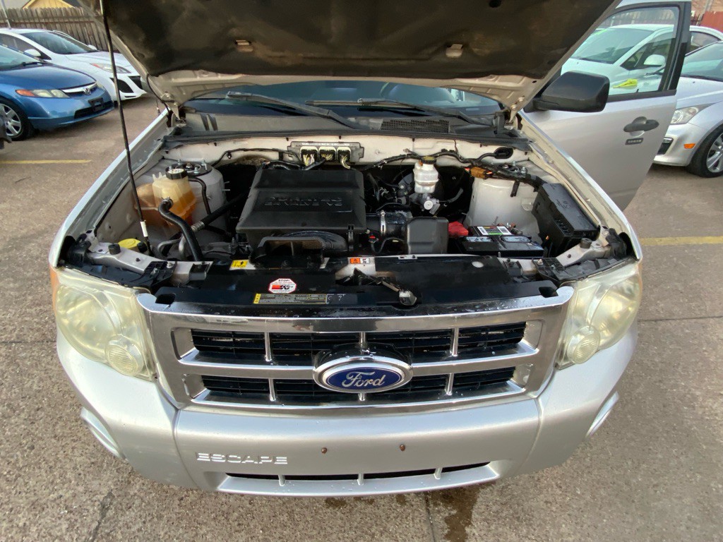 2010 Ford Escape Image 28