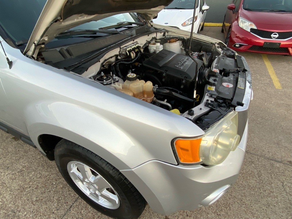 2010 Ford Escape Image 29