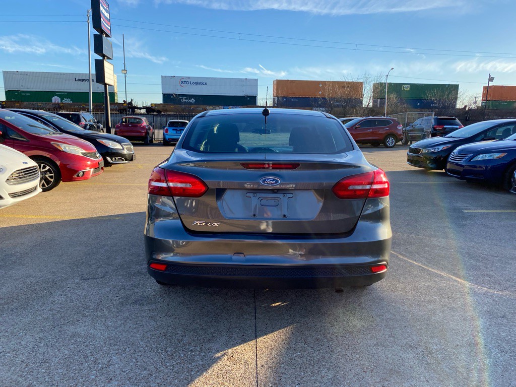 2018 Ford Focus Image 5