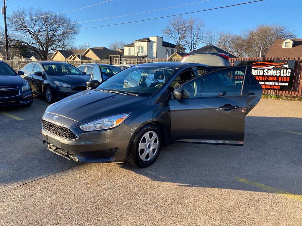2018 Ford Focus Image 9