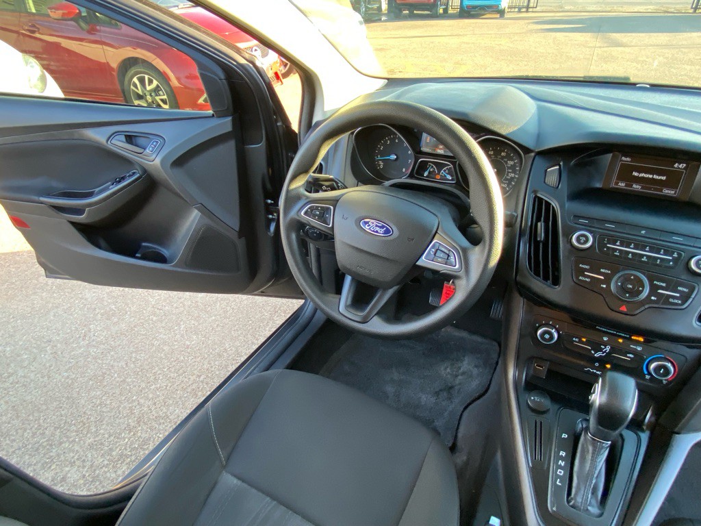 2018 Ford Focus Image 23