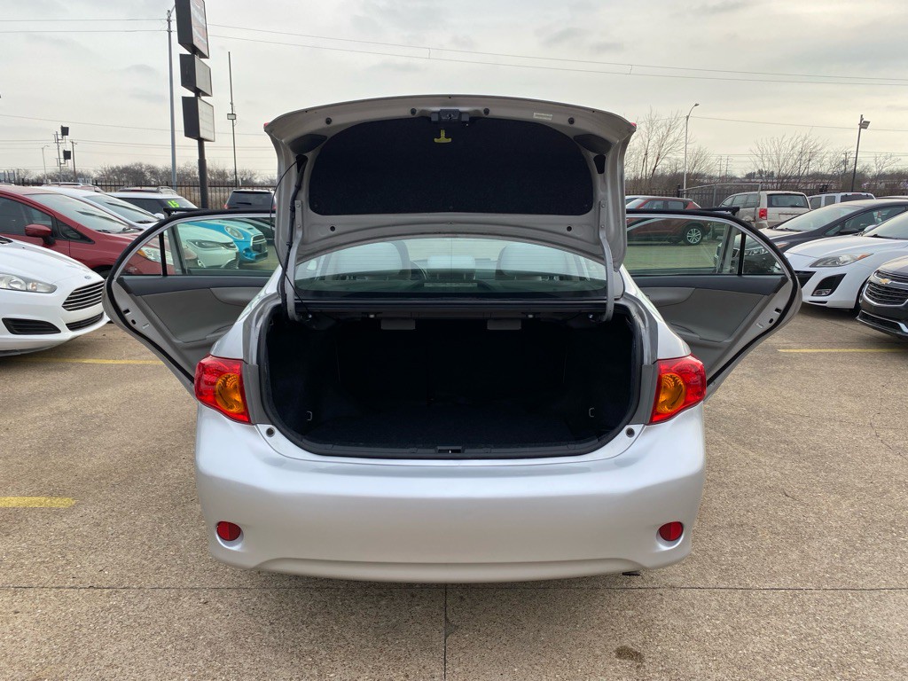 2009 Toyota Corolla Image 11