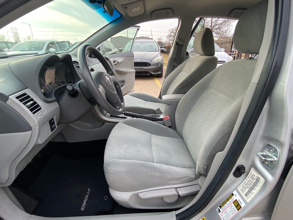 2009 Toyota Corolla Image 14