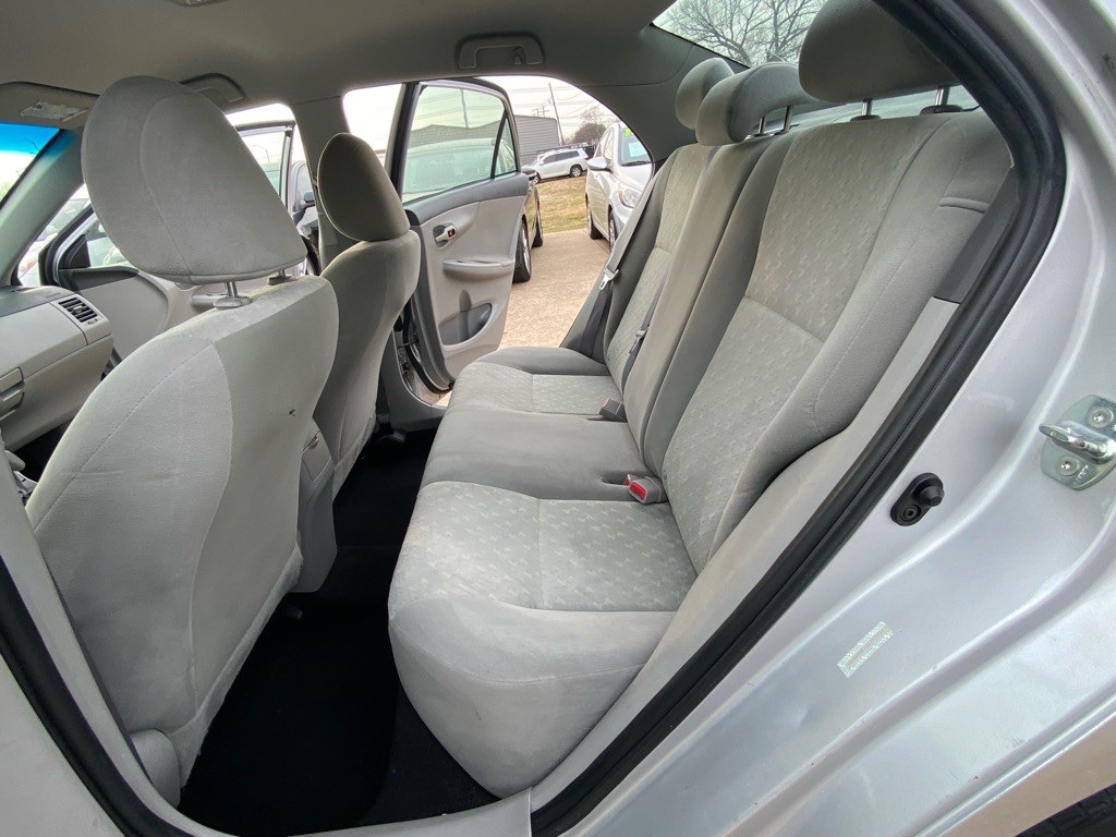 2009 Toyota Corolla Image 15