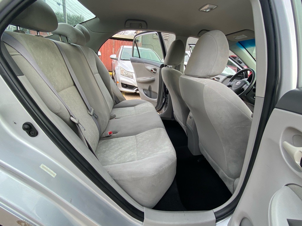 2009 Toyota Corolla Image 17