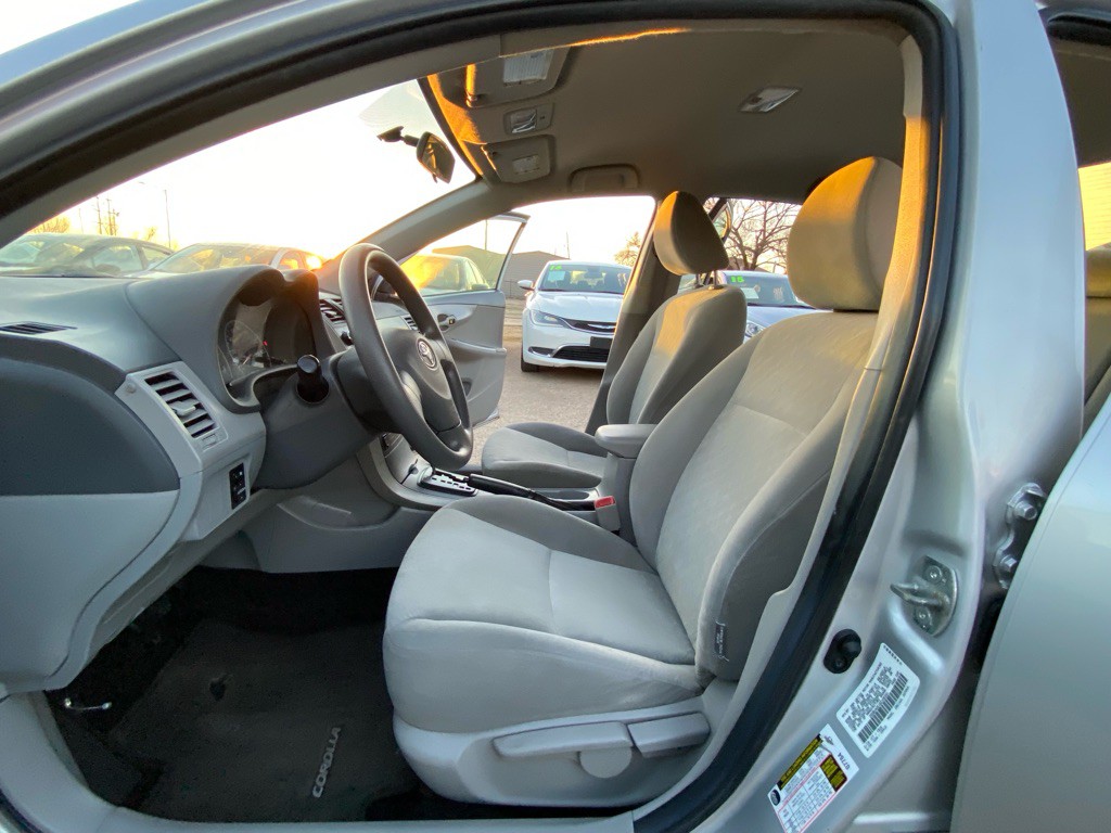 2009 Toyota Corolla Image 15