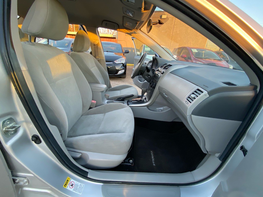 2009 Toyota Corolla Image 19