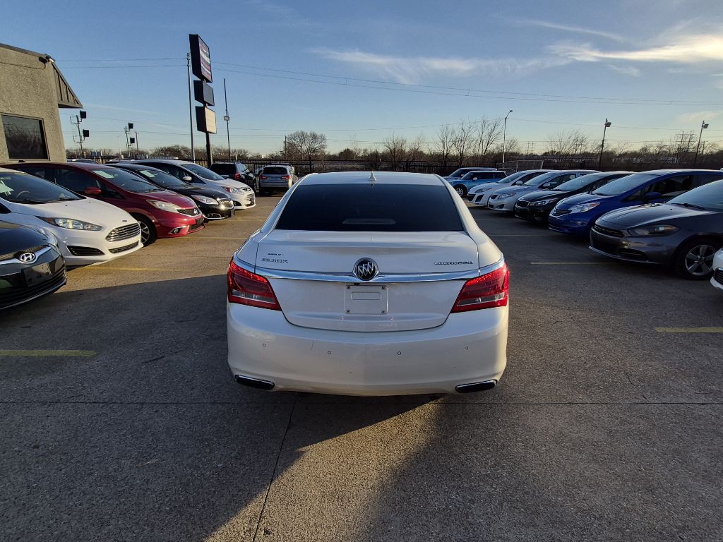 2014 Buick Lacrosse Image 4