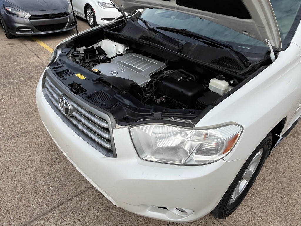 2010 Toyota Highlander Image 30