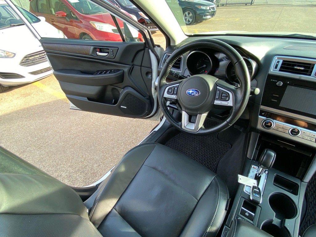 2015 Subaru Outback Image 23