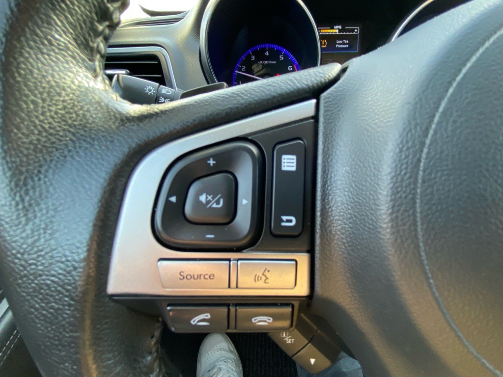 2015 Subaru Outback Image 24