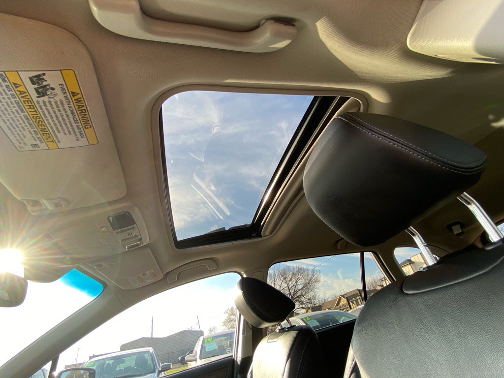 2015 Subaru Outback Image 28