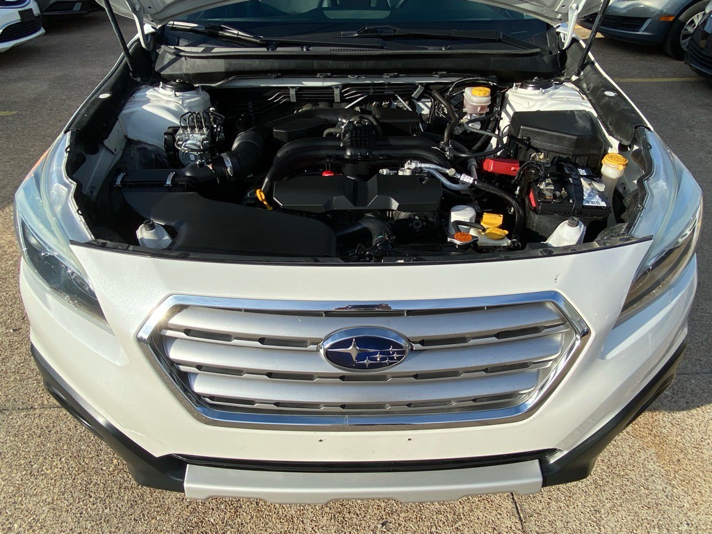 2015 Subaru Outback Image 30