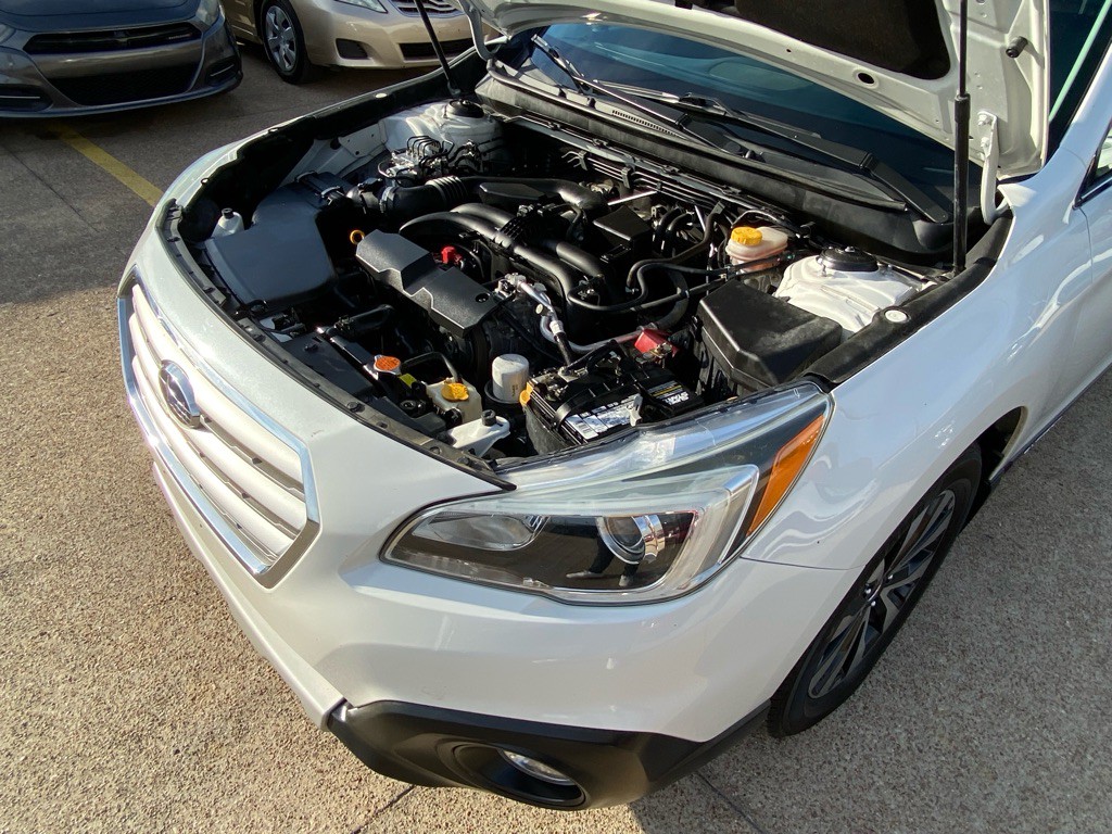2015 Subaru Outback Image 31