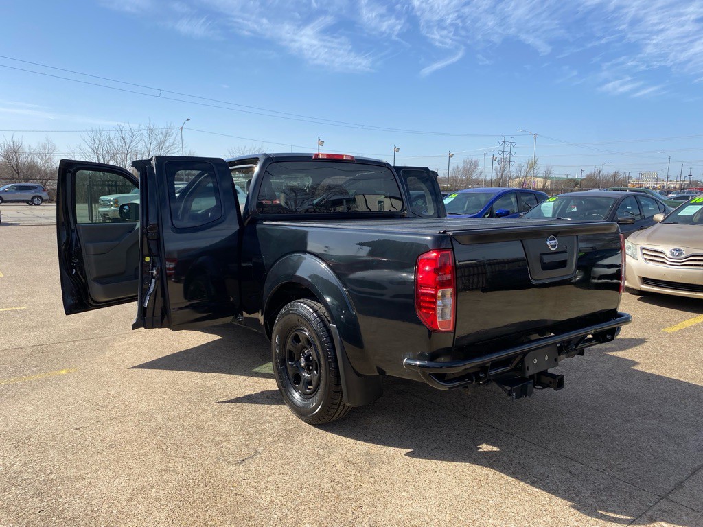 2021 Nissan Frontier Image 10