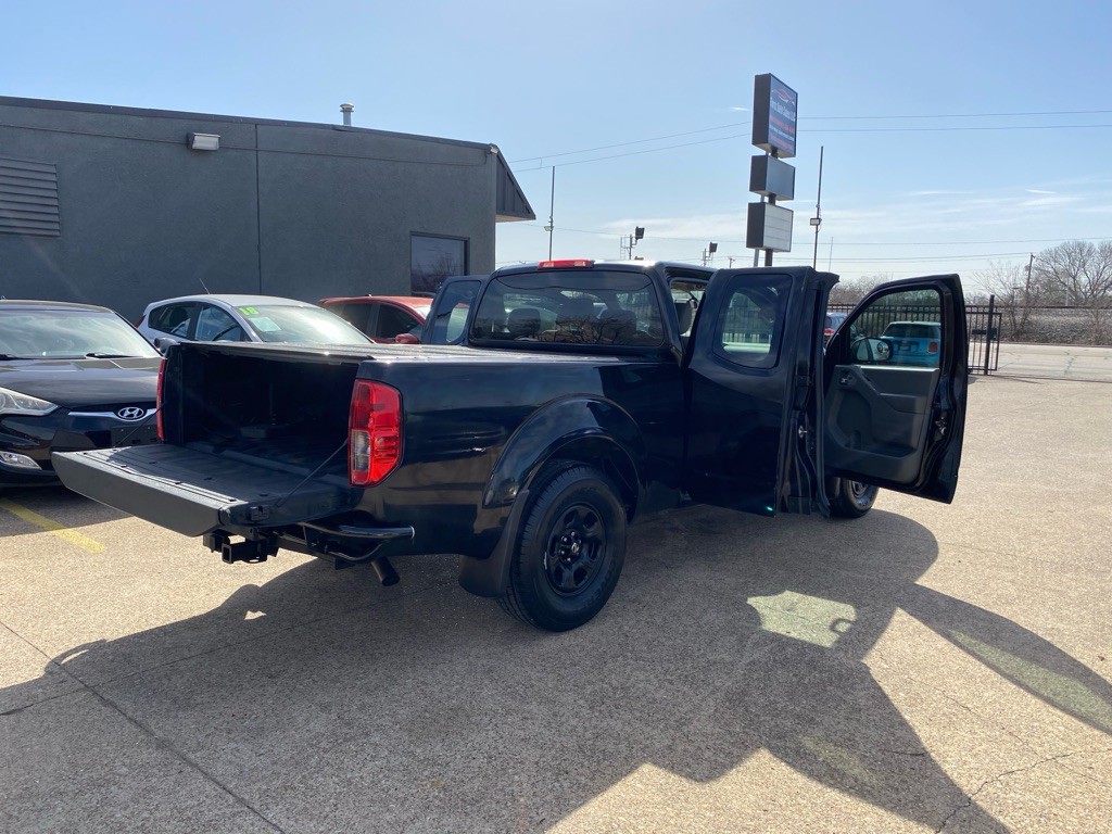 2021 Nissan Frontier Image 12