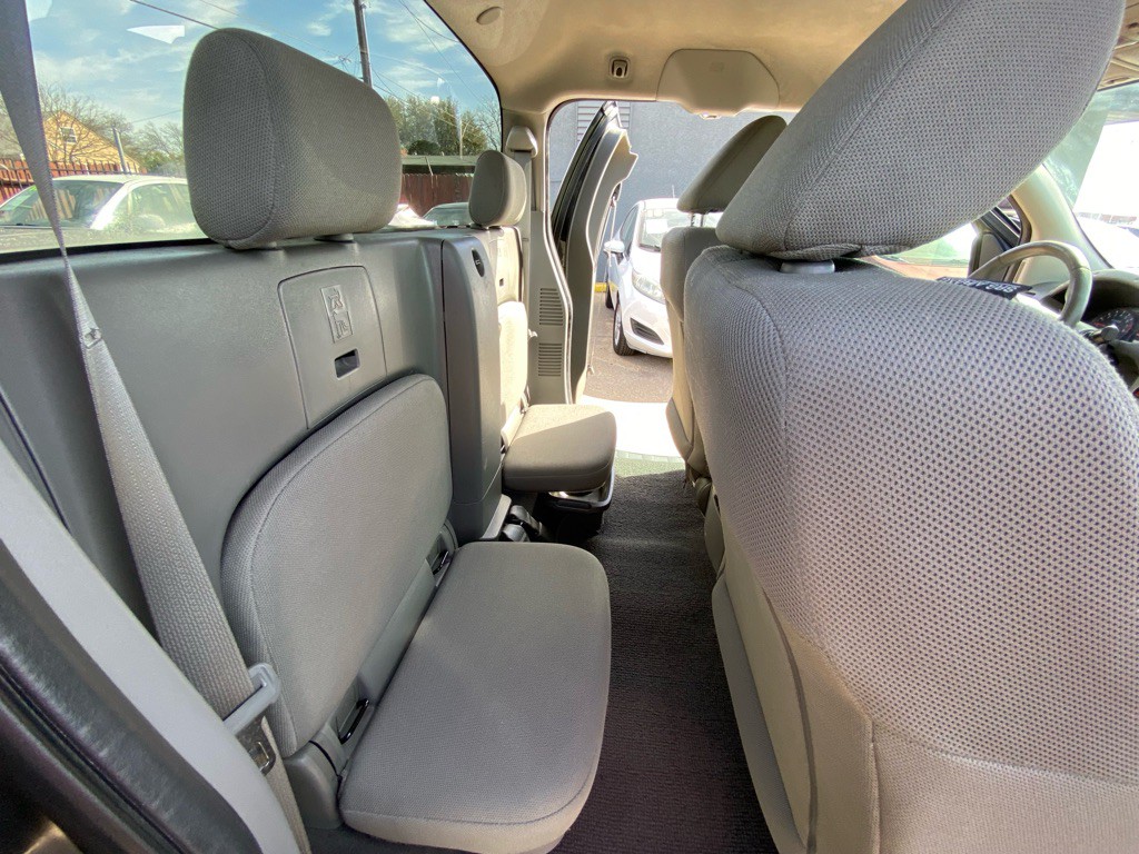 2021 Nissan Frontier Image 18