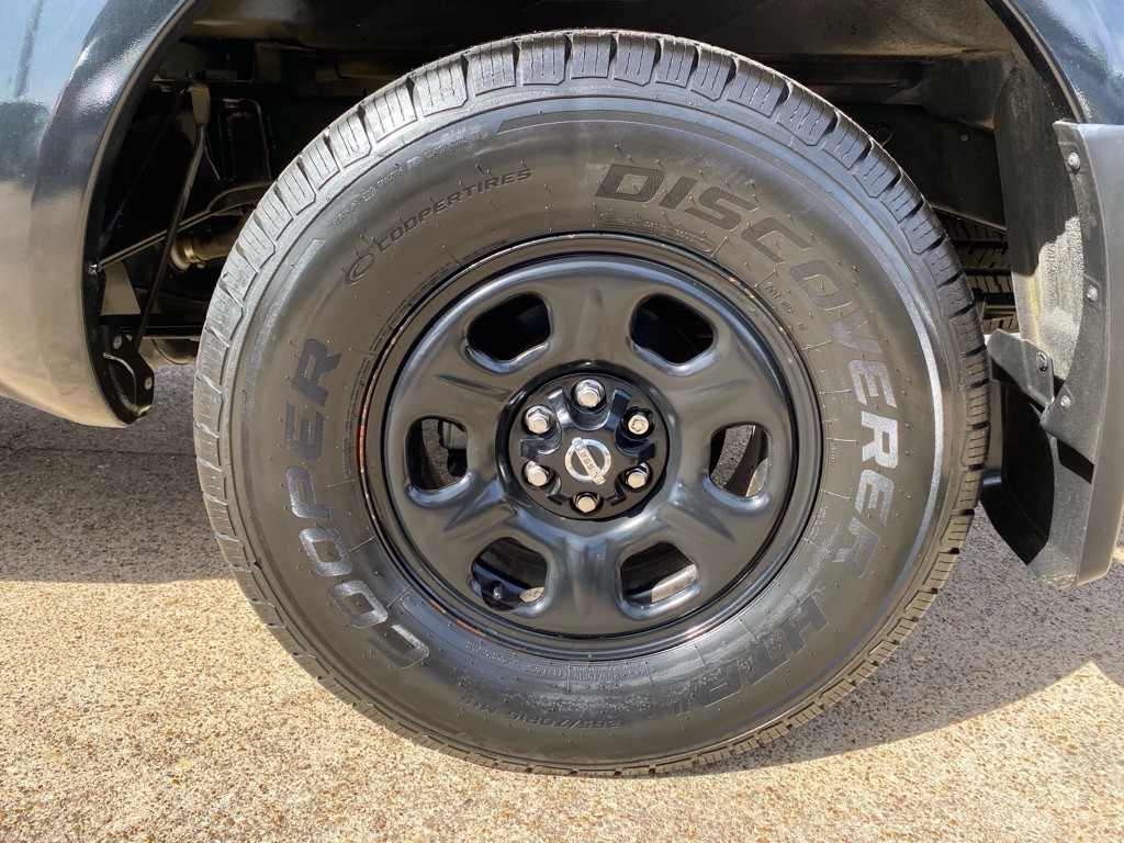 2021 Nissan Frontier Image 30