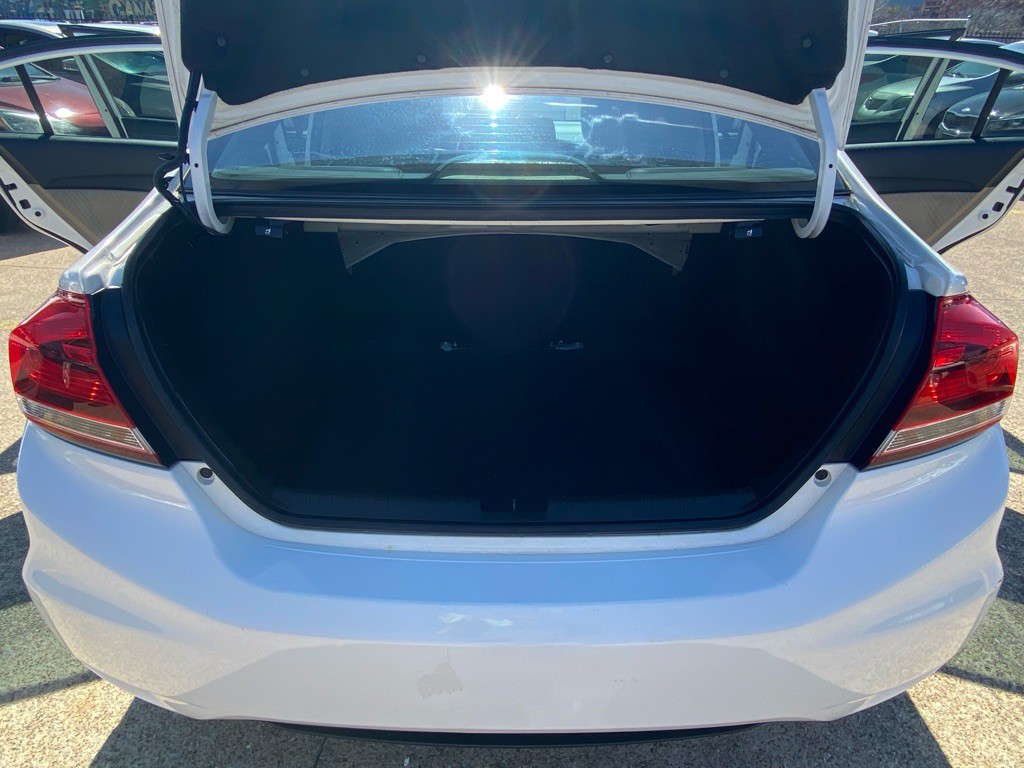 2015 Honda Civic Image 16