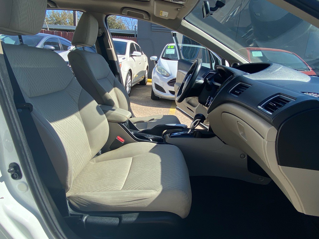 2015 Honda Civic Image 18