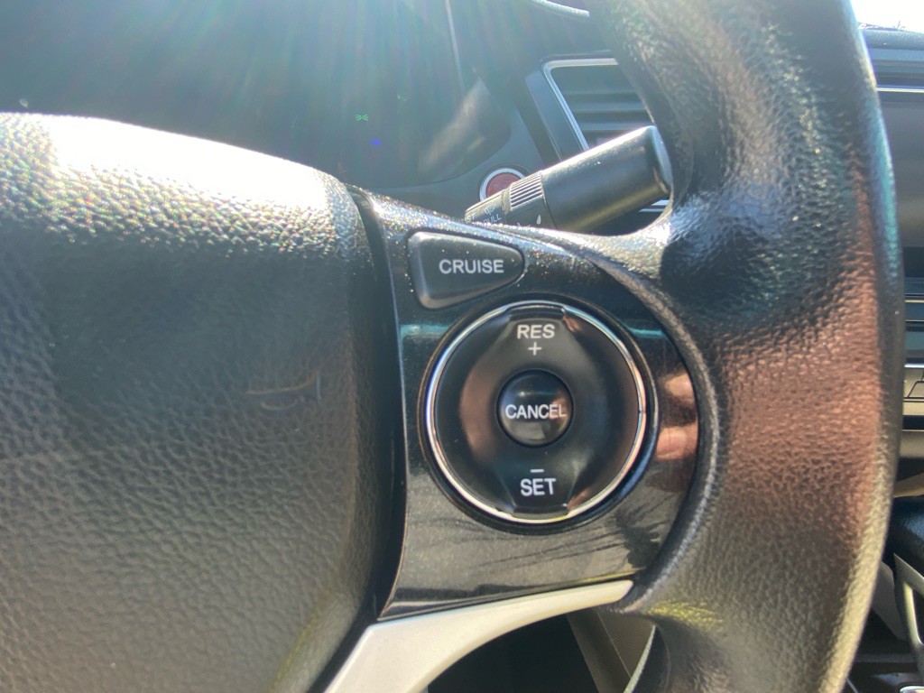 2015 Honda Civic Image 24