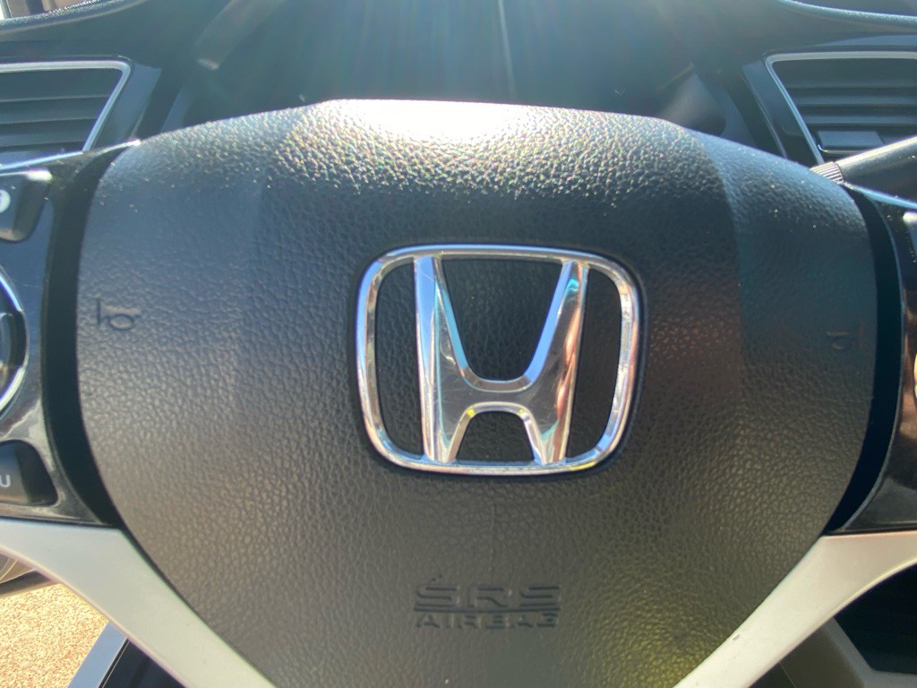 2015 Honda Civic Image 25