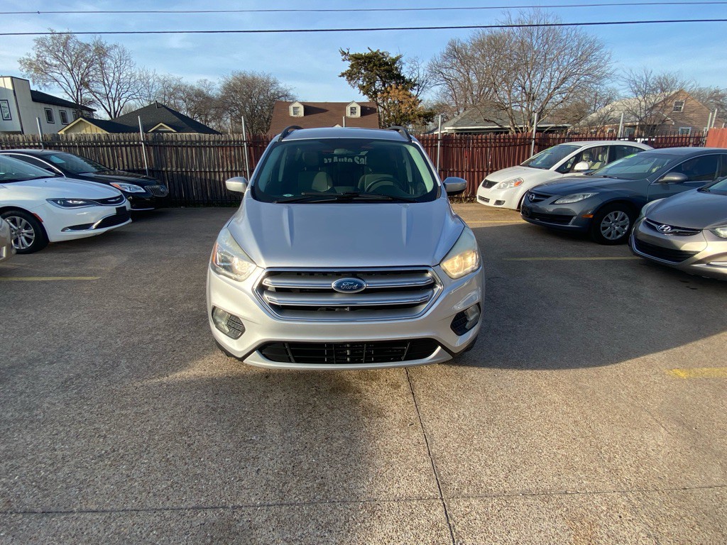 2017 Ford Escape Image 2