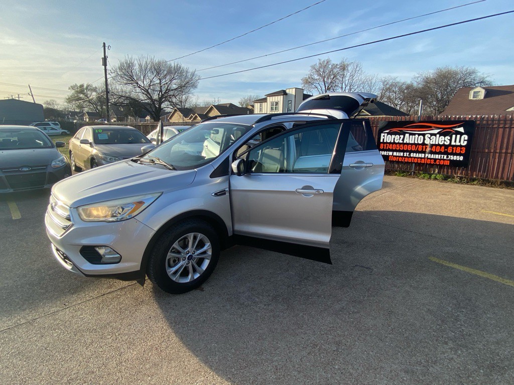 2017 Ford Escape Image 9
