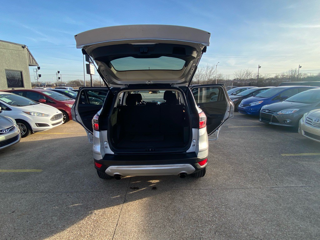 2017 Ford Escape Image 11