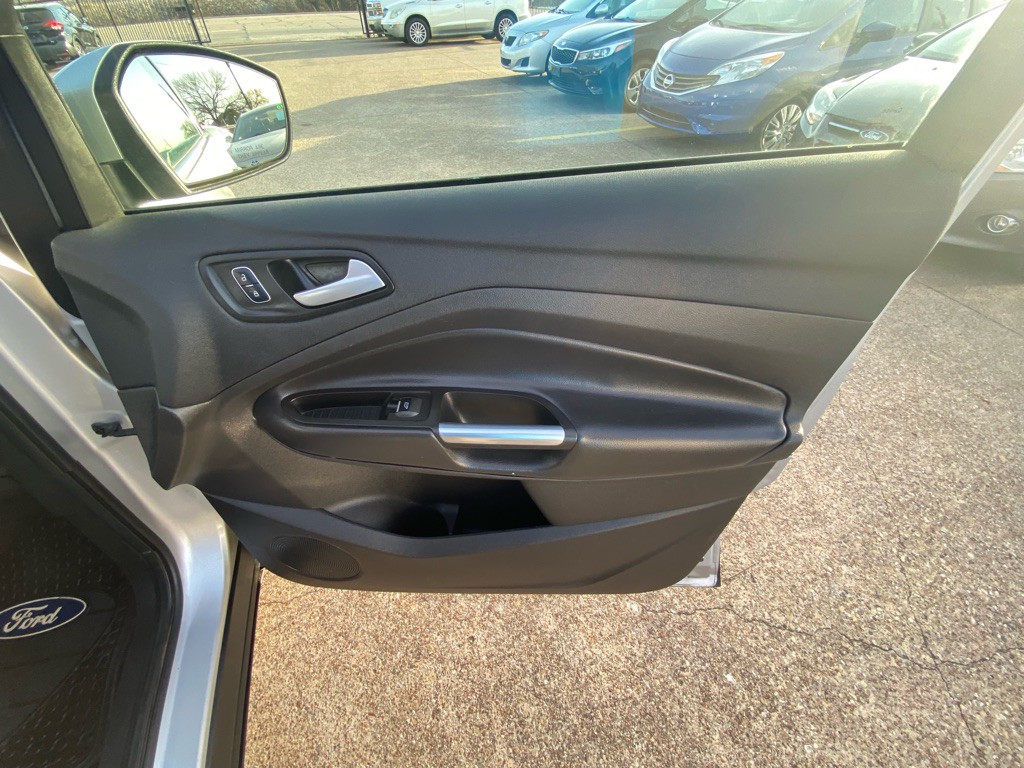 2017 Ford Escape Image 13