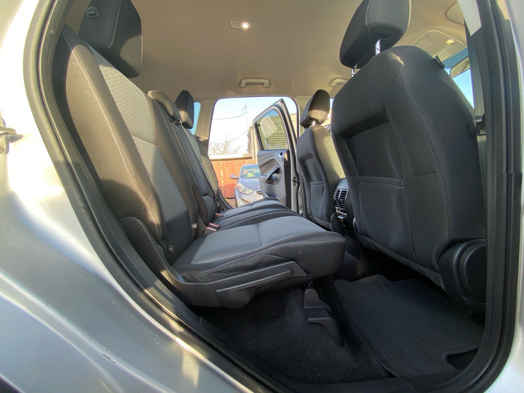 2017 Ford Escape Image 18