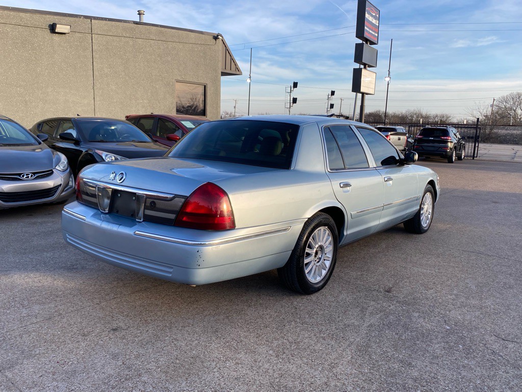 2008 Mercury Grand Marquis Image 6