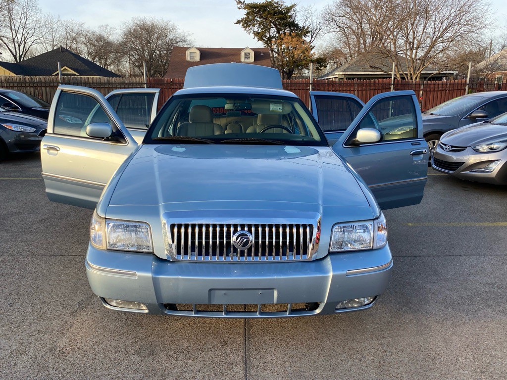 2008 Mercury Grand Marquis Image 8