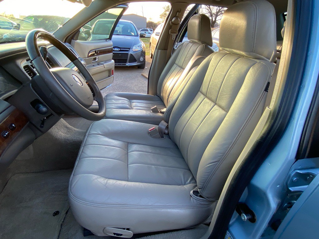 2008 Mercury Grand Marquis Image 15