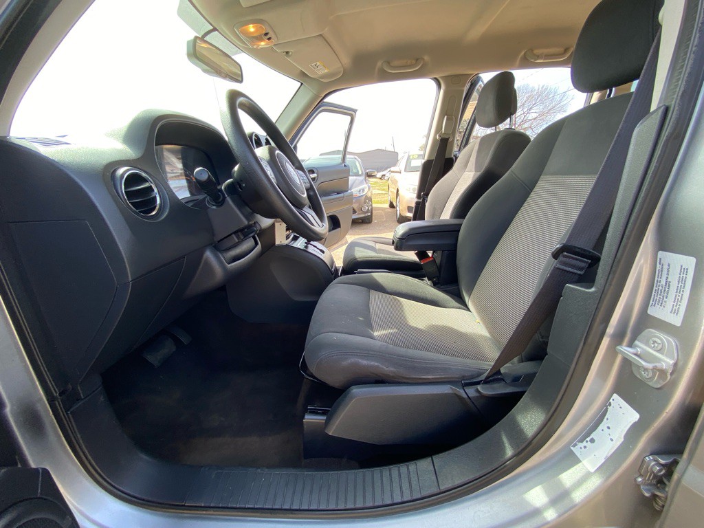 2015 Jeep Patriot Image 15