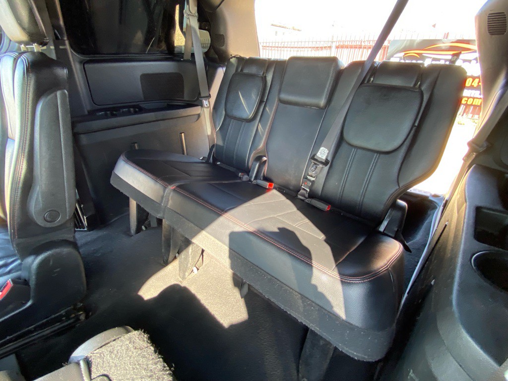 2015 Dodge Grand Caravan Image 16