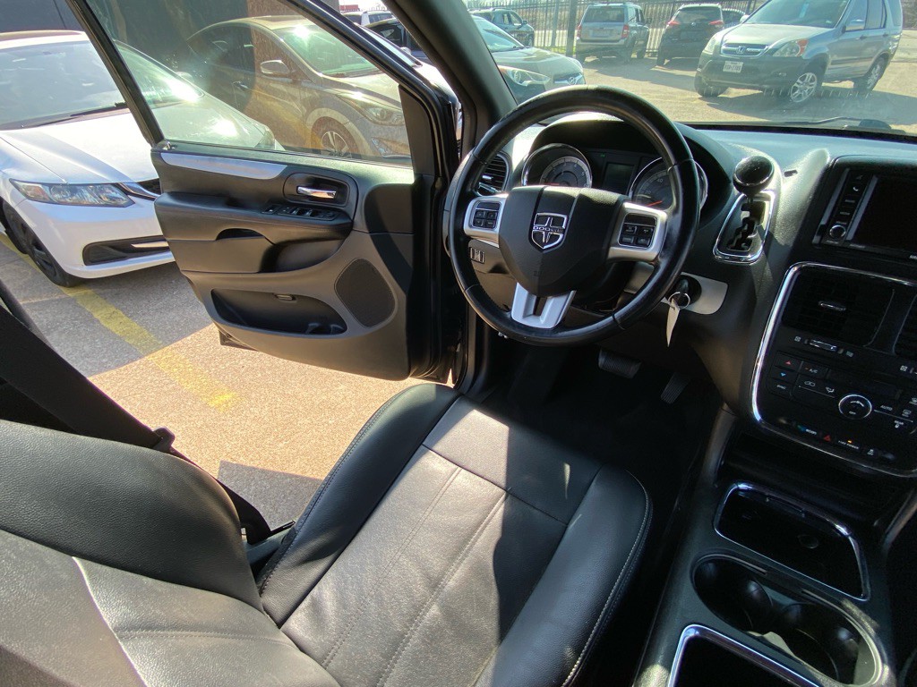 2015 Dodge Grand Caravan Image 23