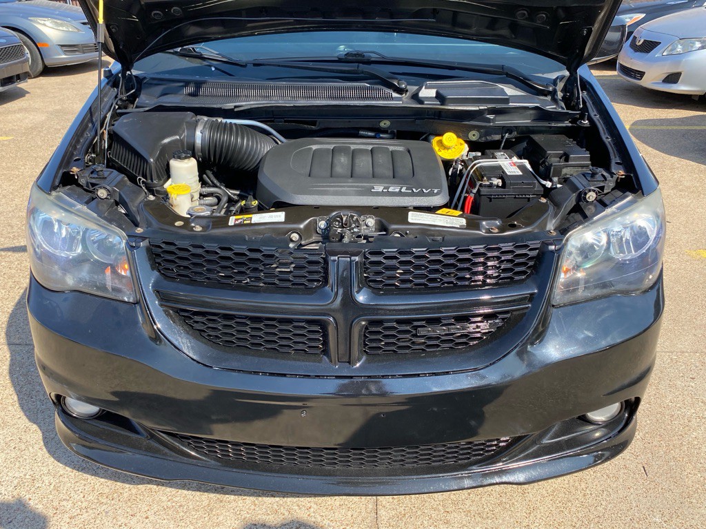 2015 Dodge Grand Caravan Image 28