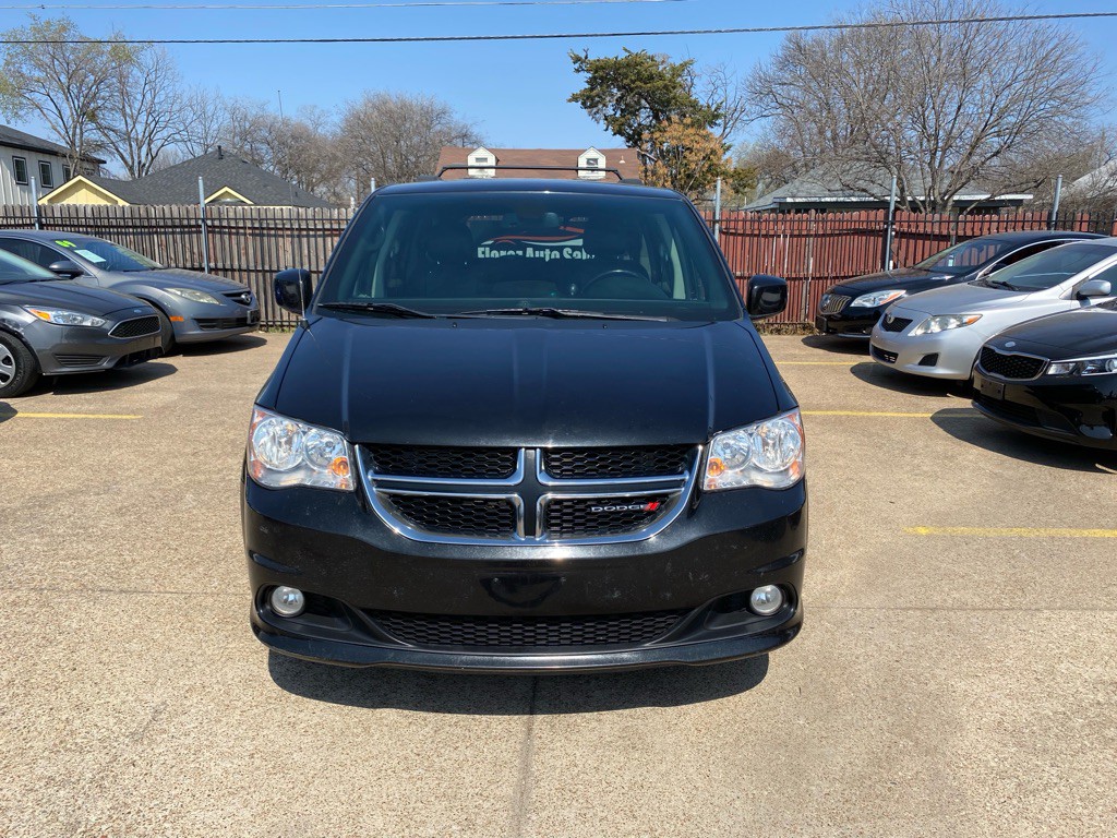 2019 Dodge Grand Caravan Image 2