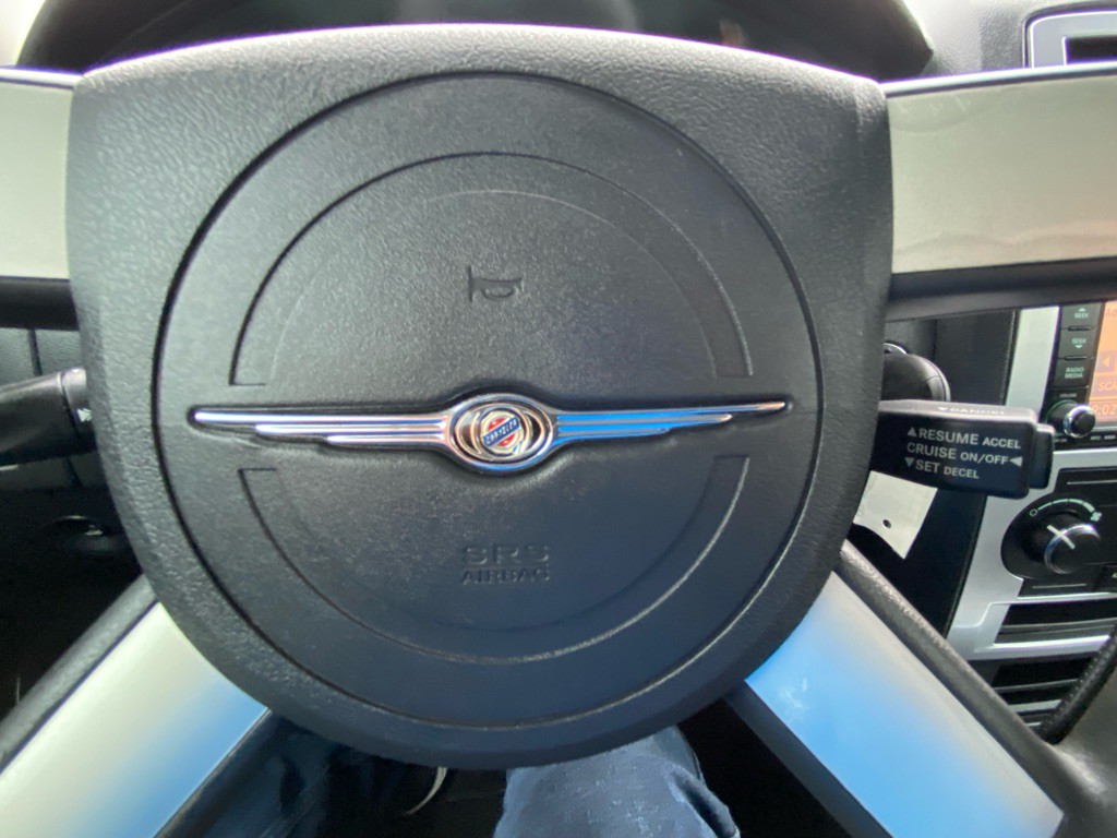 2010 Chrysler 300 Image 26