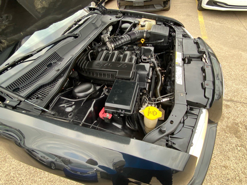 2010 Chrysler 300 Image 29