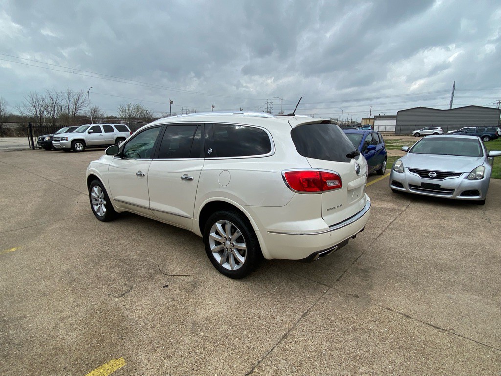 2015 Buick Enclave Image 4