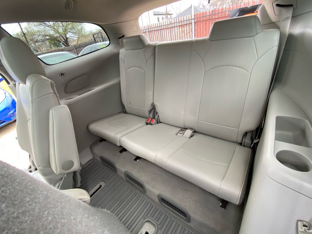2015 Buick Enclave Image 17
